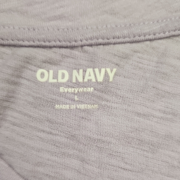 Old Navy Light Lavender V-Neck Short Sleeve Tee - Picture 2 of 6